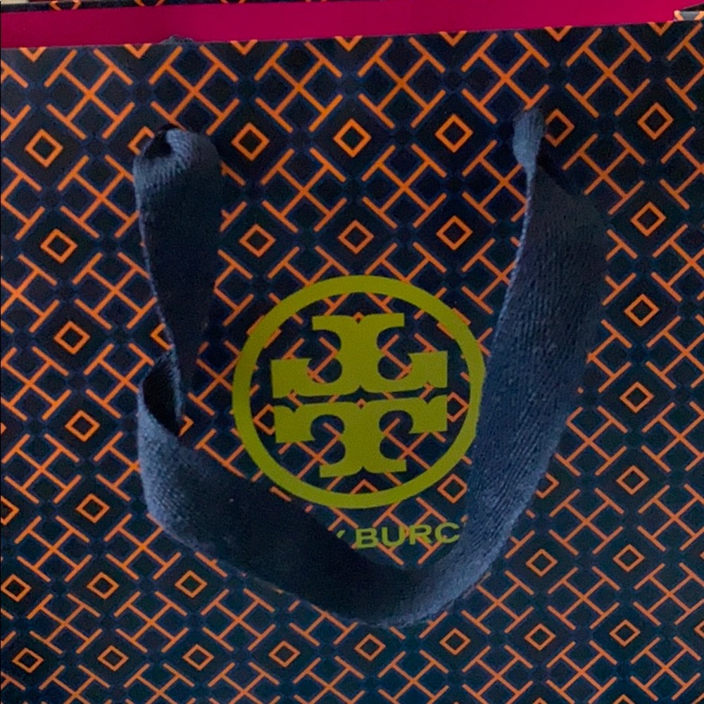 Tory Burch earring - Picture 5 of 6
